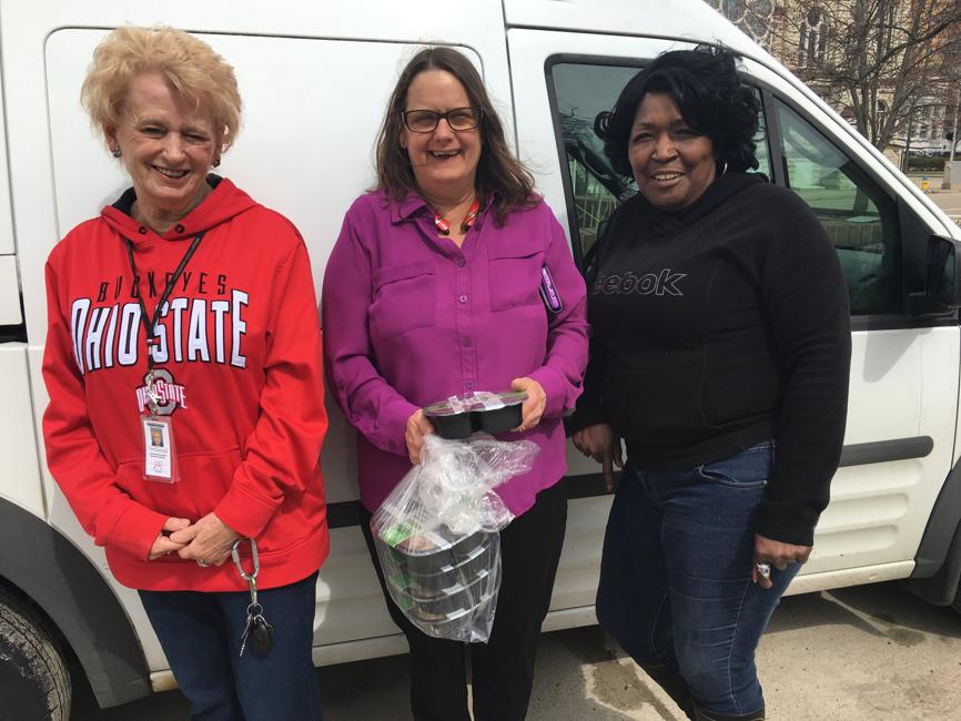3 women with meals on wheels